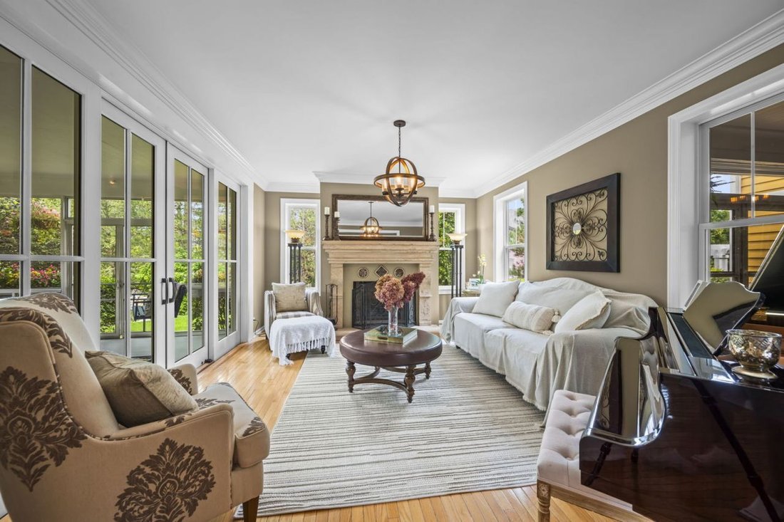 House in Vernon Hills, Illinois, United States 5 - 18699948