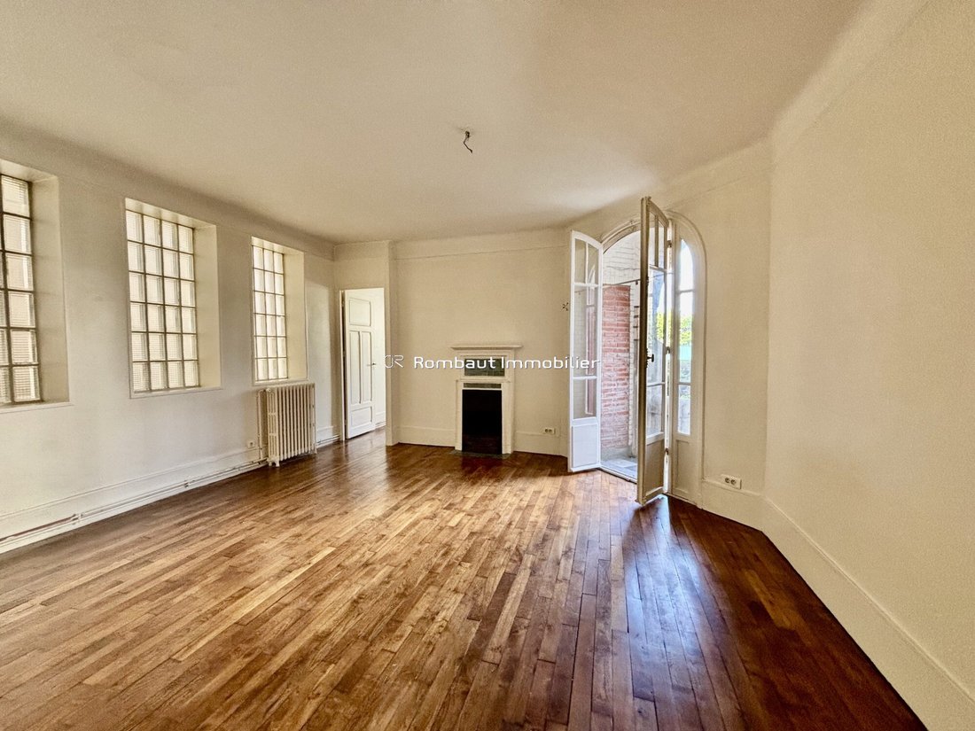 Apartment in Les Arcades, Viroflay, France 3 - 18700253