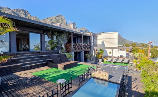 House in Bakoven, Cape Town, South Africa 1