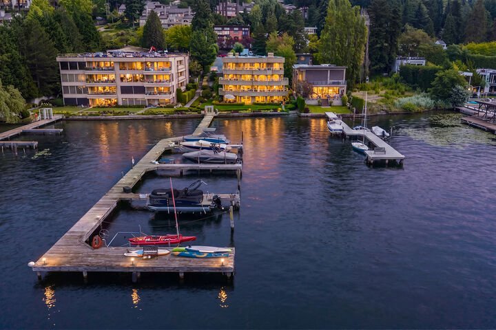Condo in Kirkland, Washington, United States 1 - 18700485