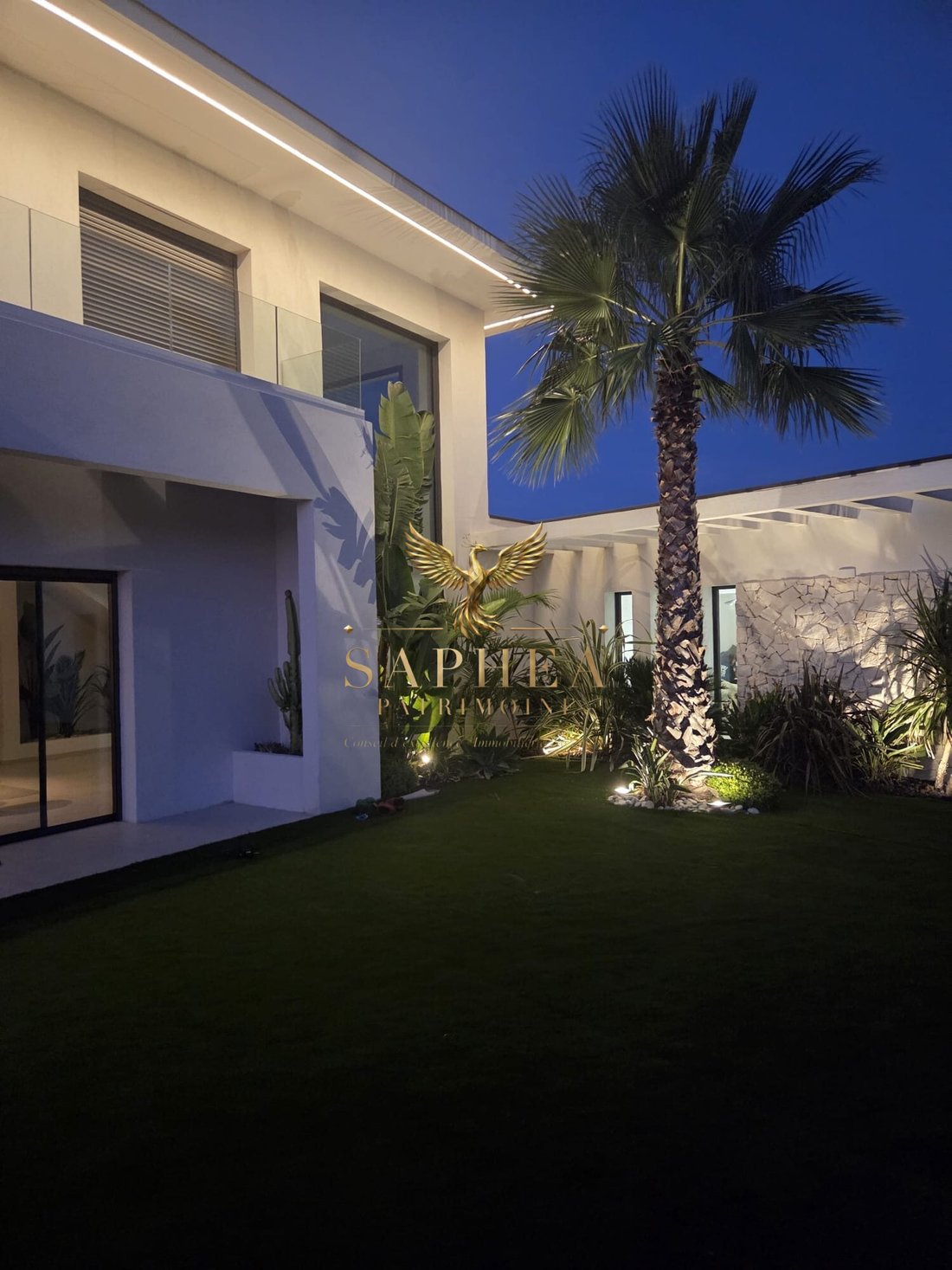 House in Centre Ville, Carqueiranne, France 4 - 18700287