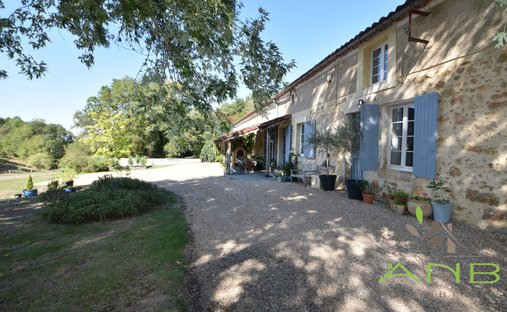 House in Montbron, Nouvelle-Aquitaine, France 1
