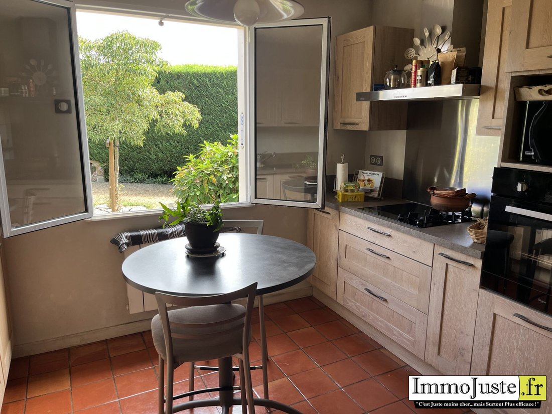 House in Rambouillet, Ile-de-France, France 4 - 18700321