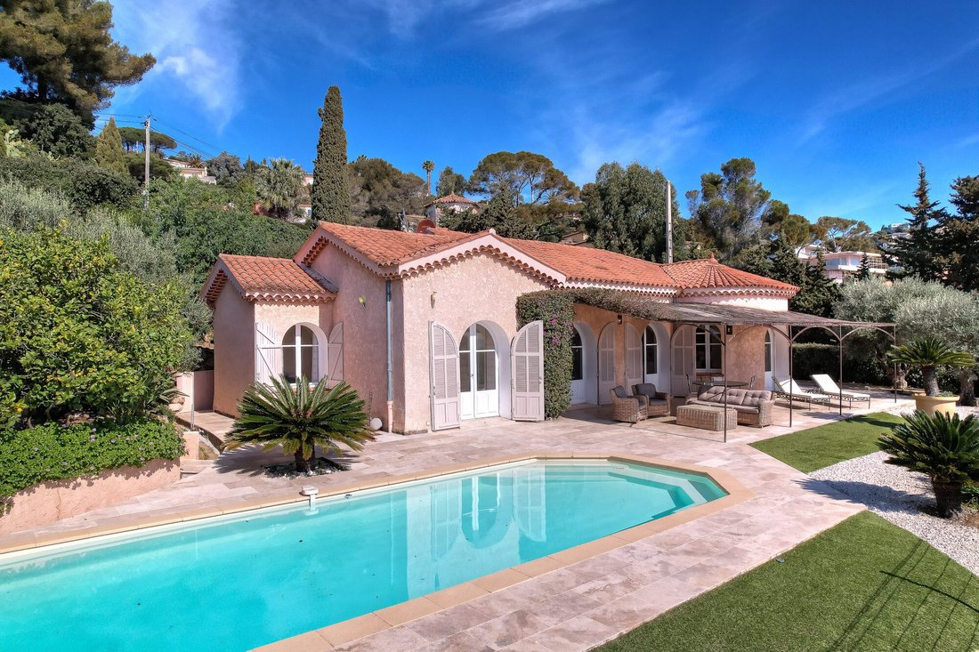 Villa in Les Issambres, Roquebrune-sur-Argens, France 2 - 18700419