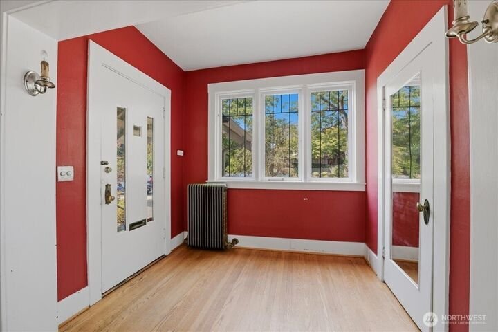 House in Seattle, Washington, United States 3 - 18700504