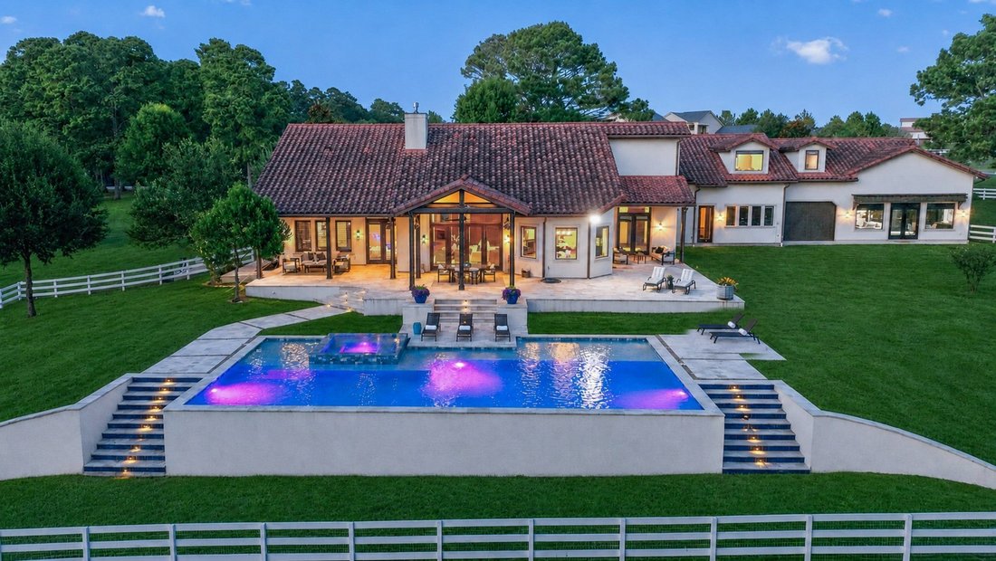 House in Montgomery, Texas, United States 1 - 18700040