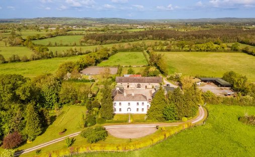 House in Mullinahone, County Tipperary, Ireland 1