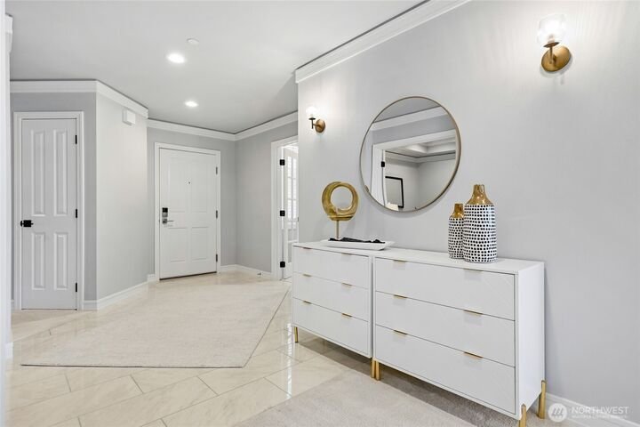 Condo in Kirkland, Washington, United States 5 - 18700453