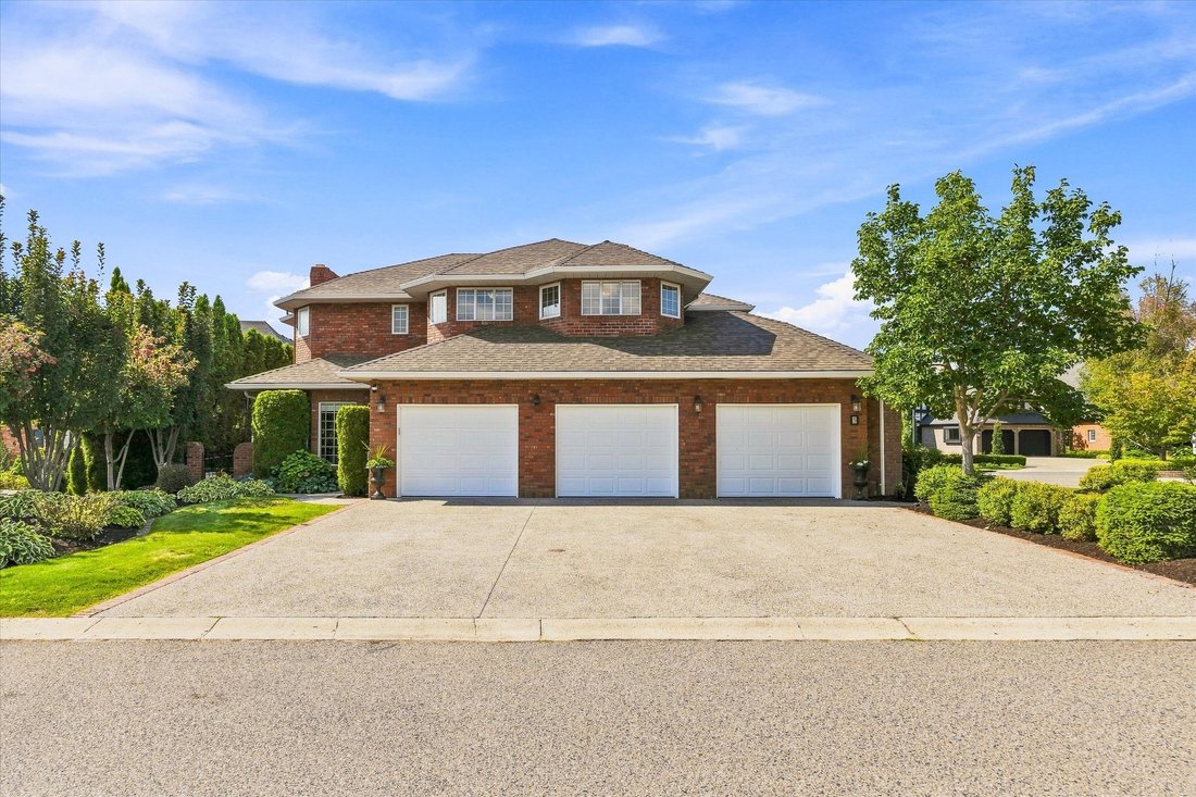House in Kelowna, British Columbia, Canada 5 - 18700385