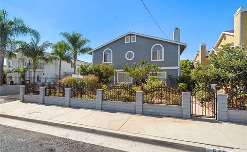 House in Carson, California, United States 1