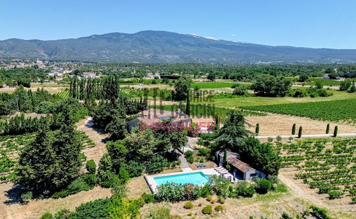 Country House in Bédoin, Provence-Alpes-Côte d'Azur, France 1