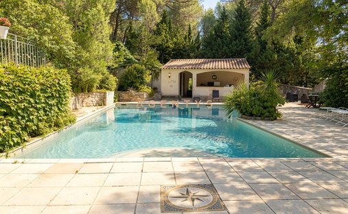 House in Châteauneuf-le-Rouge, Provence-Alpes-Côte d'Azur, France 1