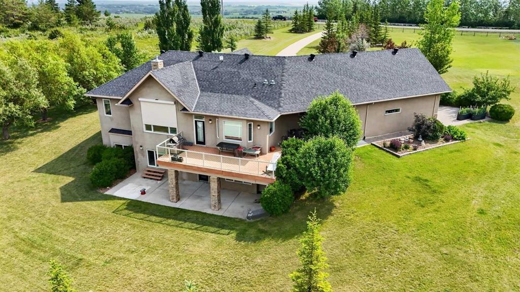 House in De Winton, Alberta, Canada 5 - 18699934
