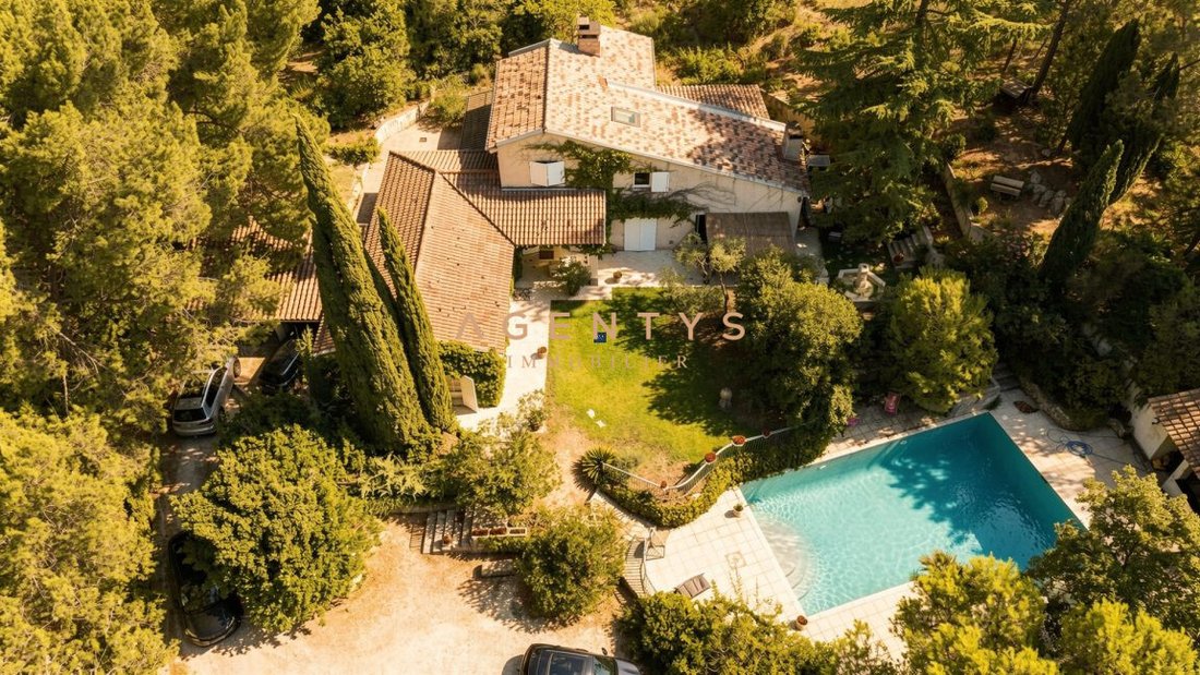 House in Châteauneuf-le-Rouge, Provence-Alpes-Côte d'Azur, France 5 - 18700262
