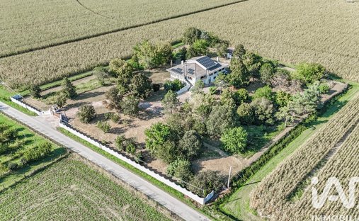 Villa in Portomaggiore, Emilia-Romagna, Italy 1