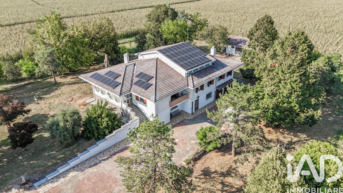 Villa in Portomaggiore, Emilia-Romagna, Italy 2 - 18699912