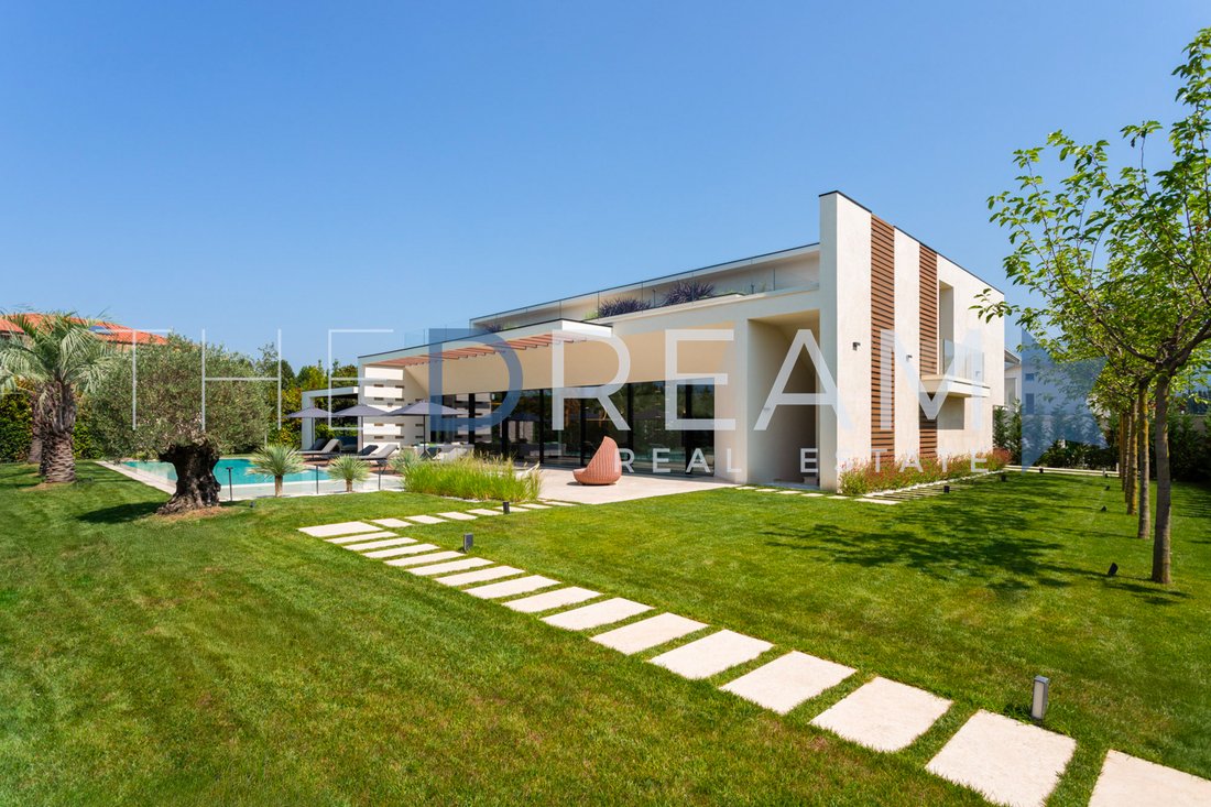 Villa in Caranna-Vaiana, Forte dei Marmi, Tuscany 3 - 18700508