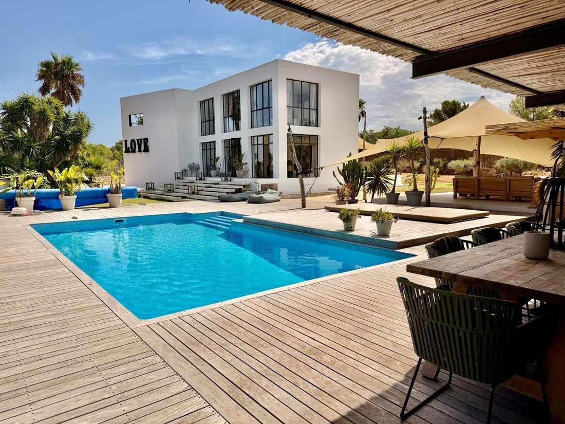 Villa in Balearic Islands, Spain 1 - 18700751