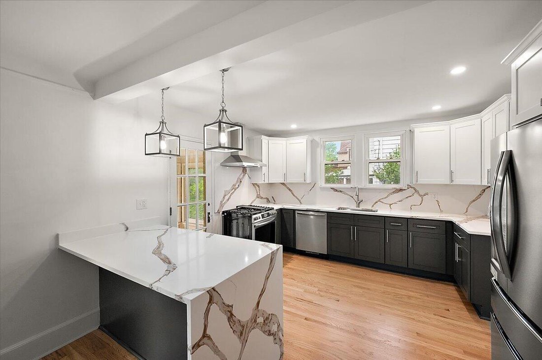 Casa a Royal Oak, Michigan, Stati Uniti 2 - 18700643