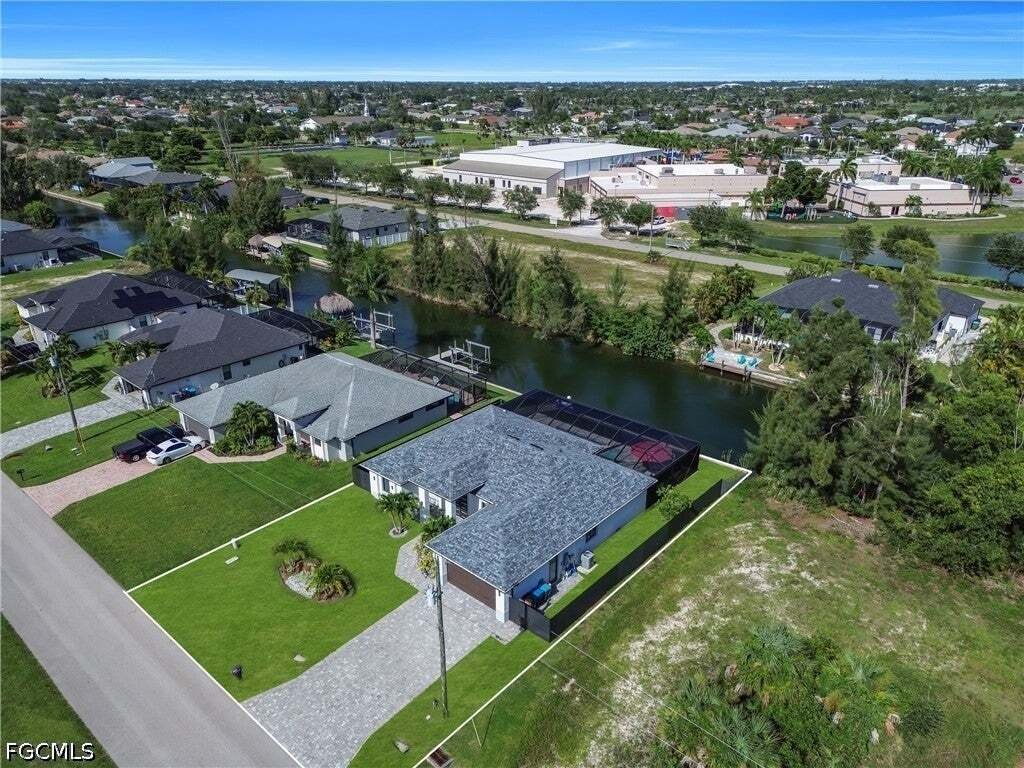 House in Cape Coral, Florida, United States 2 - 18700674