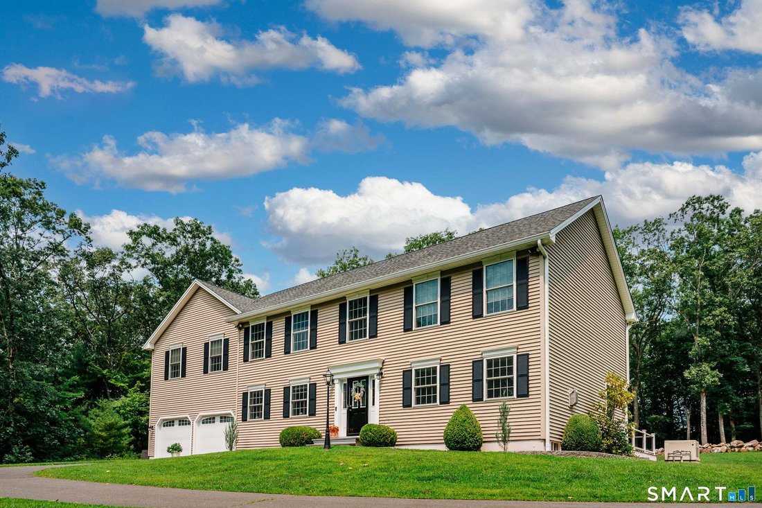 House in Burlington, Connecticut, United States 3 - 18700725