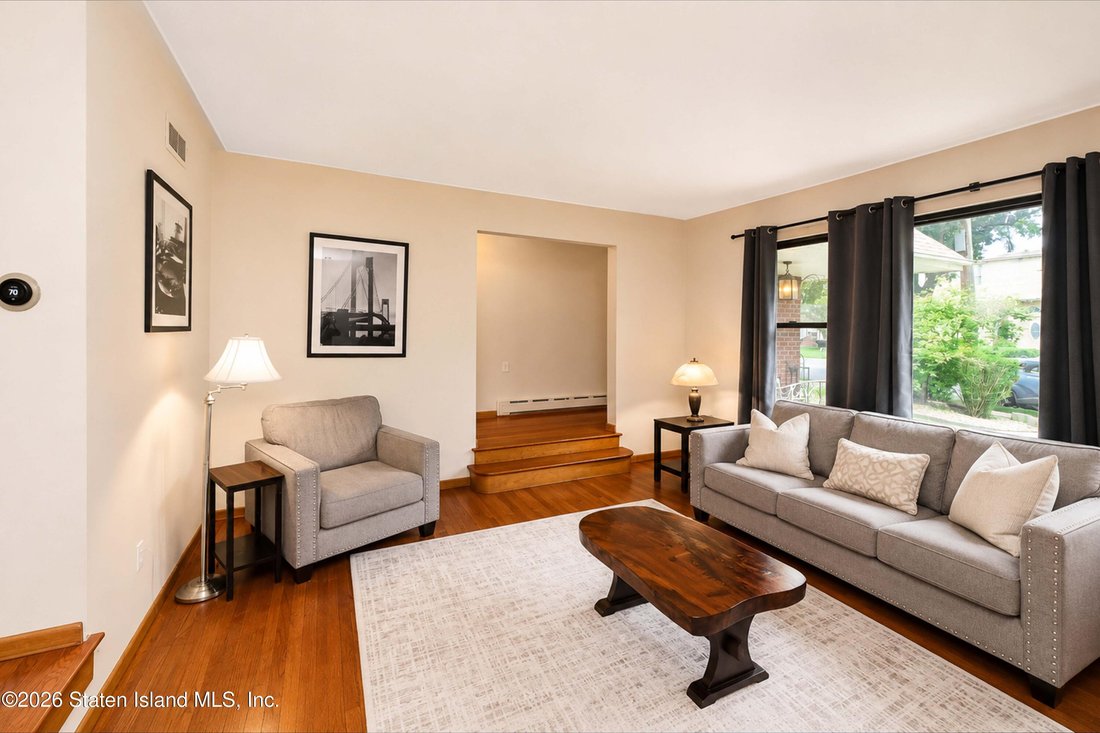 House in New York, New York, United States 5 - 18700581