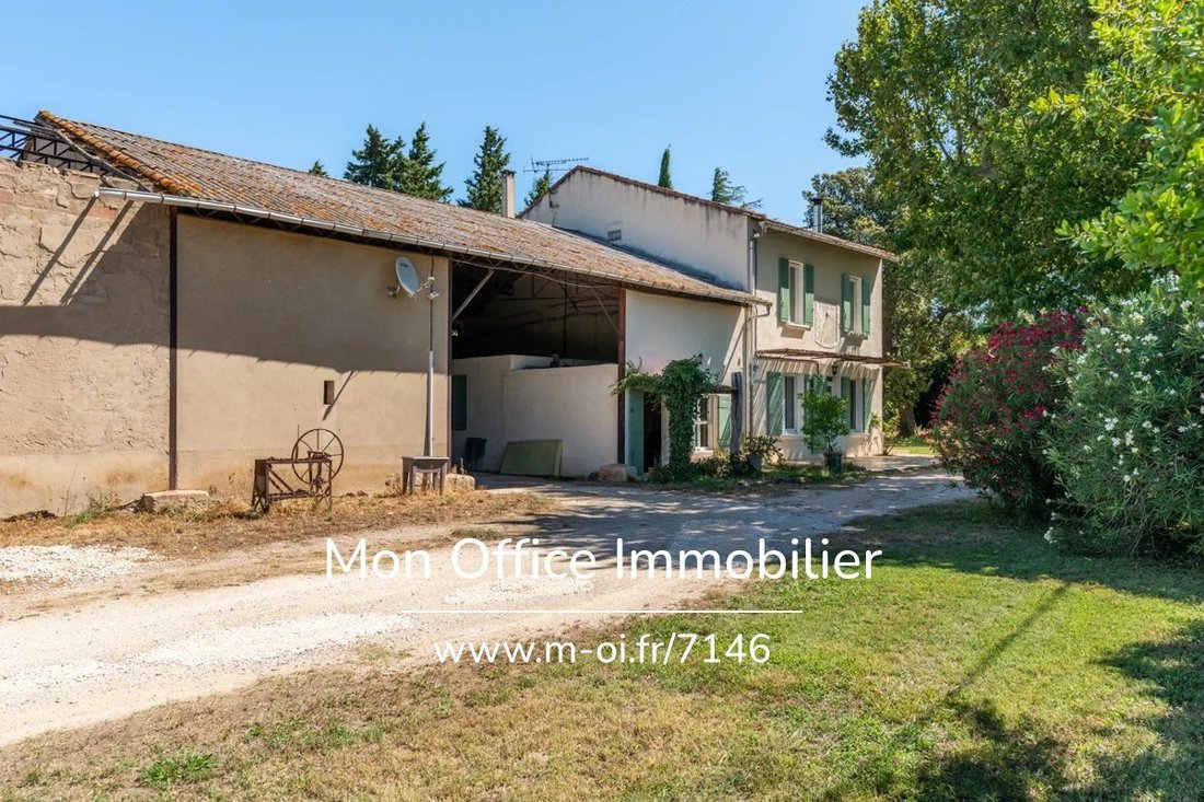 Casa en Mouriès, Provenza-Alpes-Costa Azul, Francia 5 - 18696895