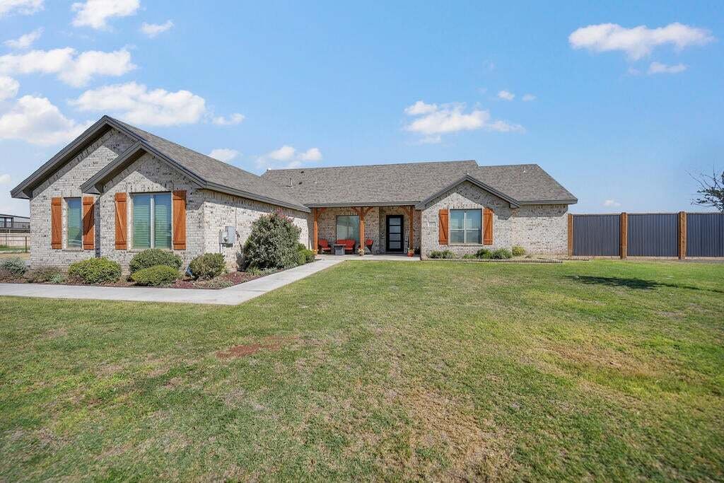 House in Midland, Texas, United States 2 - 18696750