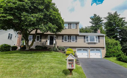 House in West Hartford, Connecticut, United States 1
