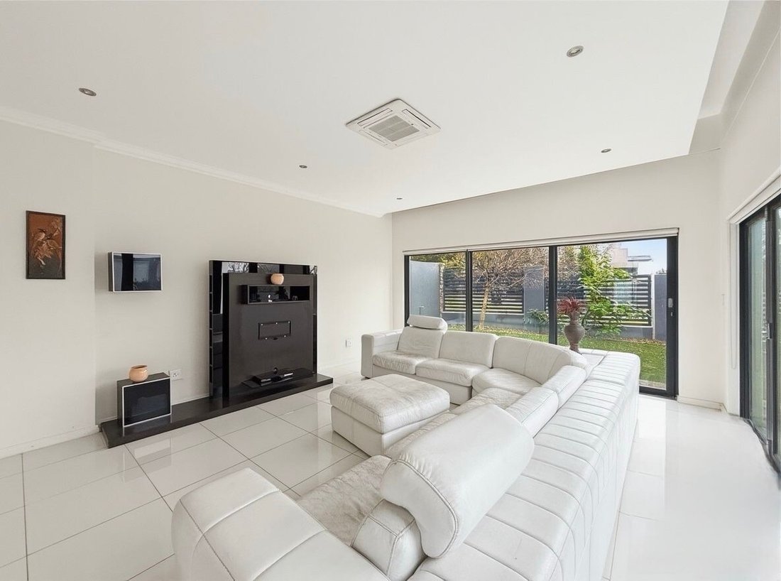 House in Chartwell, Gauteng, South Africa 4 - 18701505