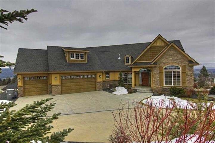 House in Spokane, Washington, United States 1 - 18700566