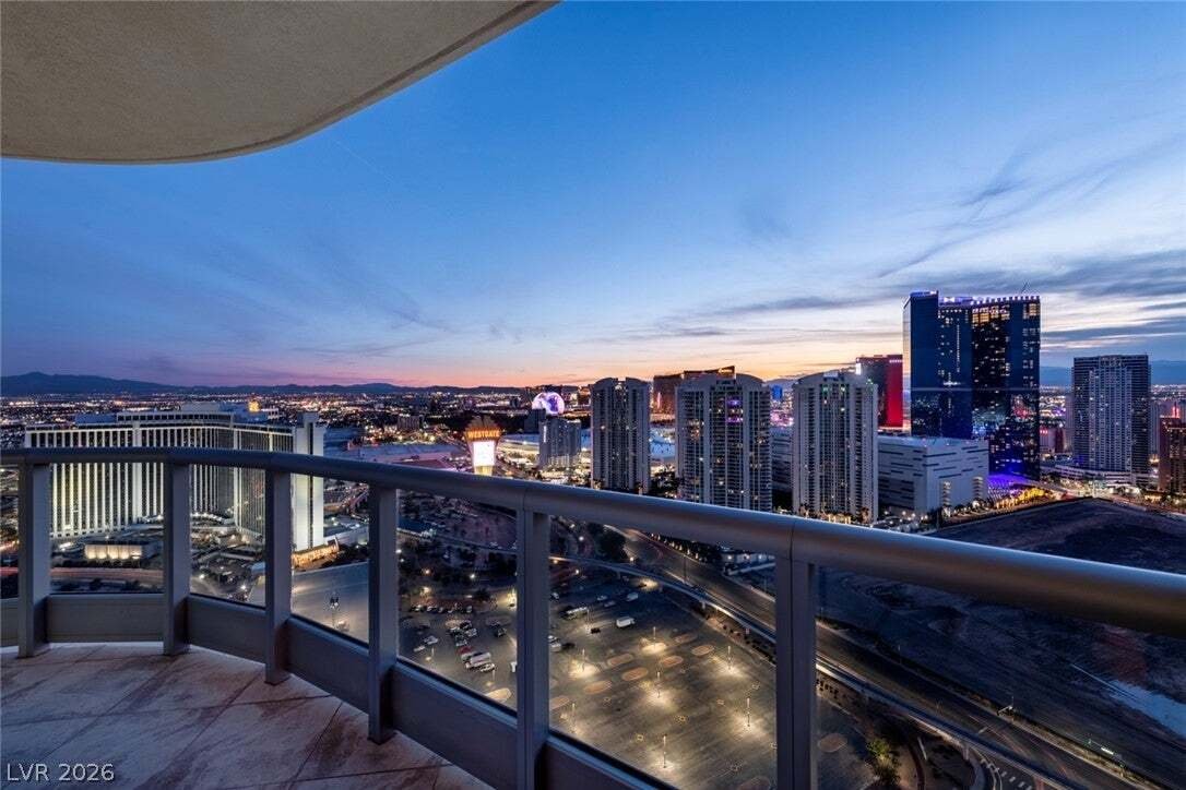 House in Las Vegas, Nevada, United States 1 - 18700592
