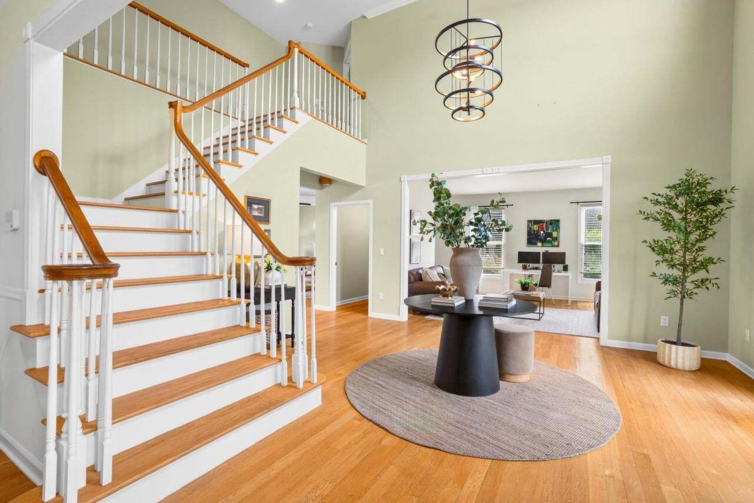 House in Thiensville, Wisconsin, United States 3 - 18700613