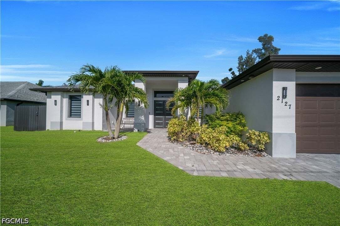 House in Cape Coral, Florida, United States 4 - 18700674