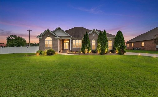 House in Elkmont, Alabama, United States 1