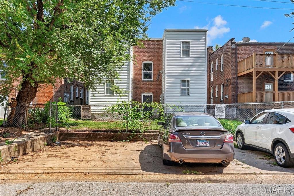 St. Louis, Missouri, United States 4 - 18700695