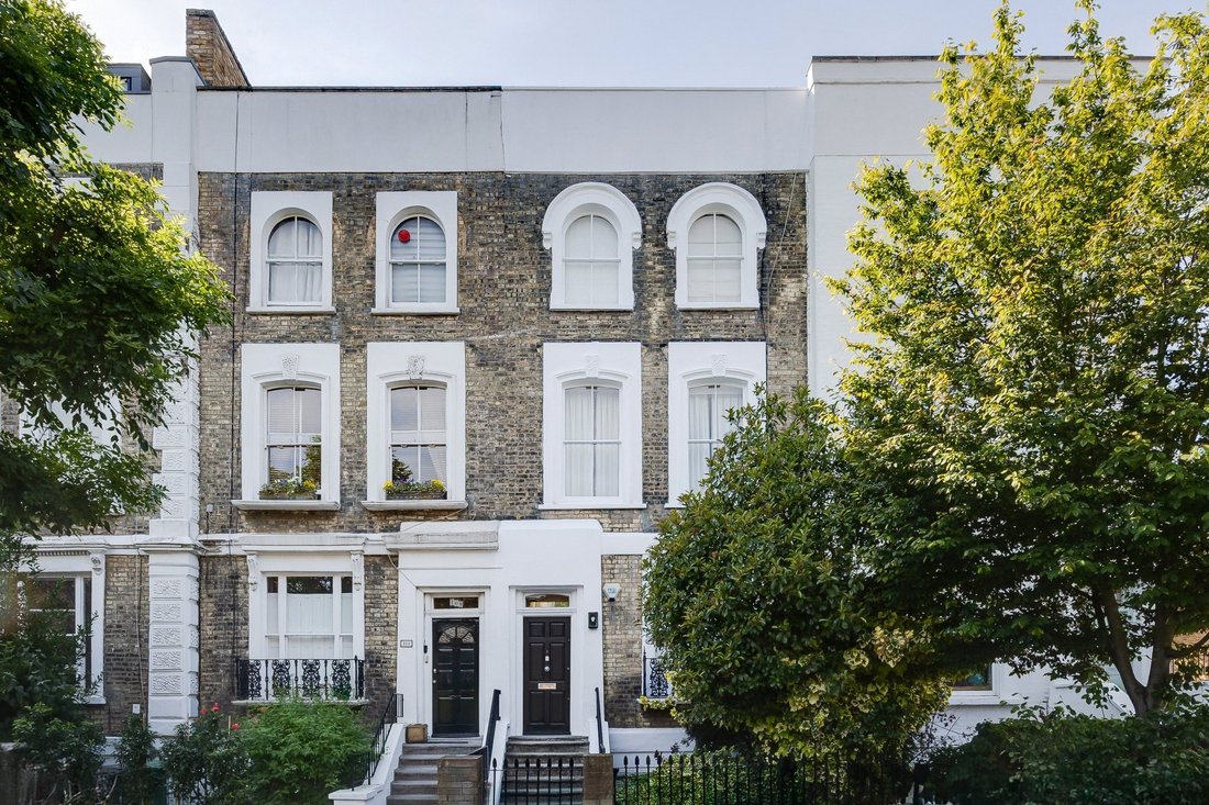 Country House in Gospel Oak, Camden, England 1 - 18700753
