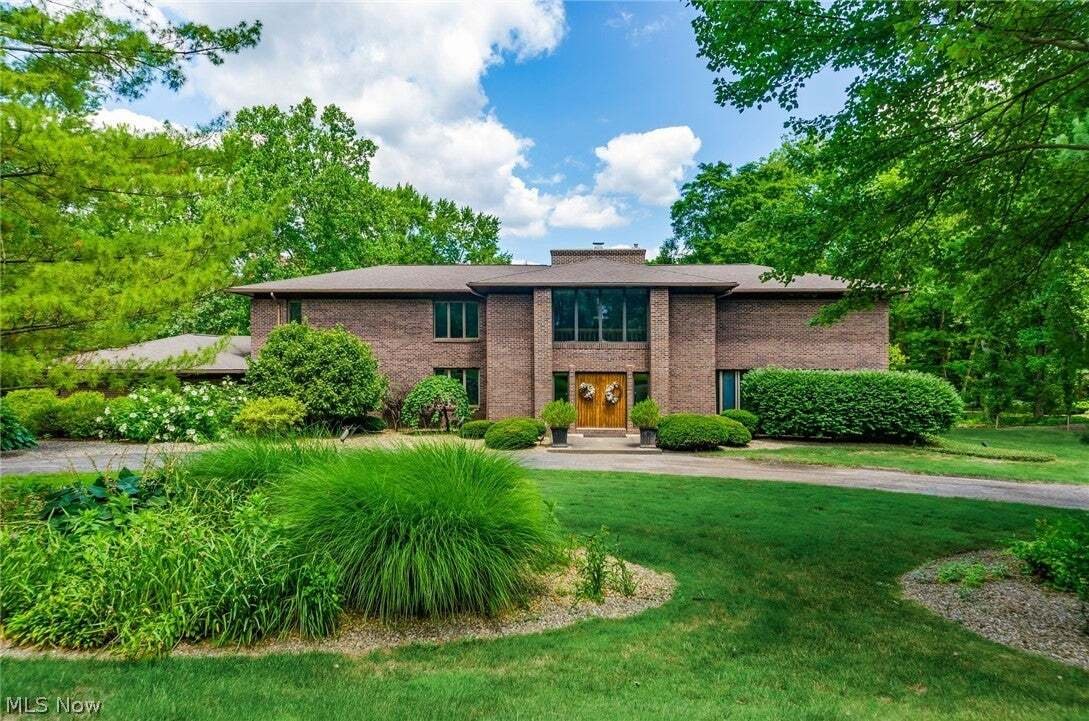Maison à Akron, Ohio, États-Unis 1 - 18700657