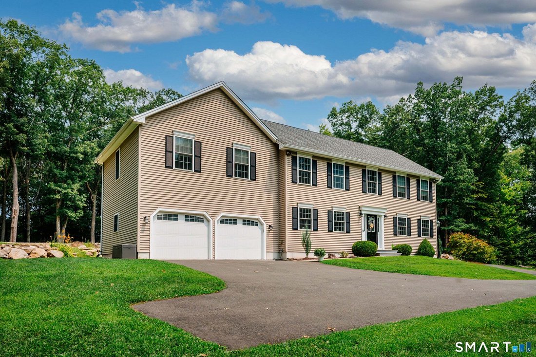 House in Burlington, Connecticut, United States 2 - 18700725