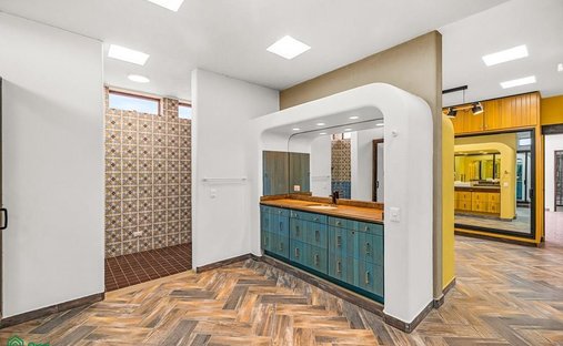 House in El Cortijo, Guanajuato, Mexico 1