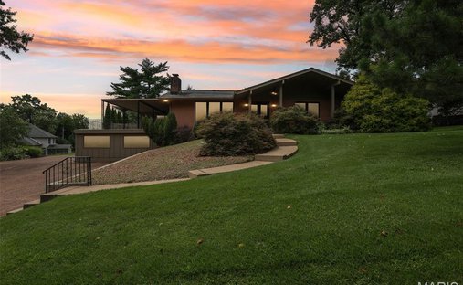 House in Creve Coeur, Missouri, United States 1