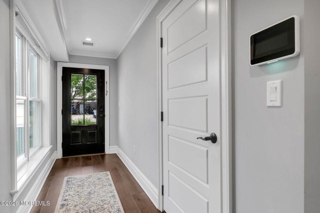 Condo in Long Branch, New Jersey, United States 5 - 18700553