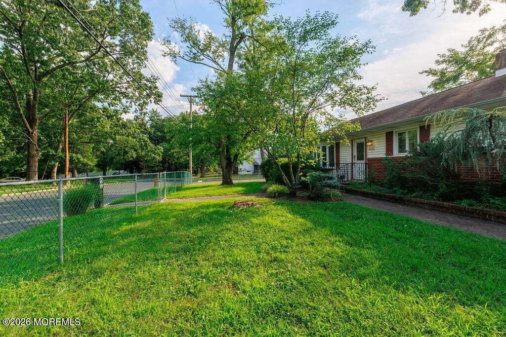 House in Lakewood Township, New Jersey, United States 4 - 18700545