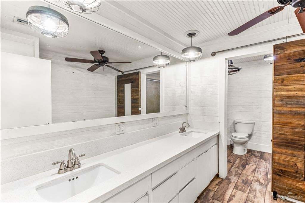 House in McAllen, Texas, United States 4 - 18700528