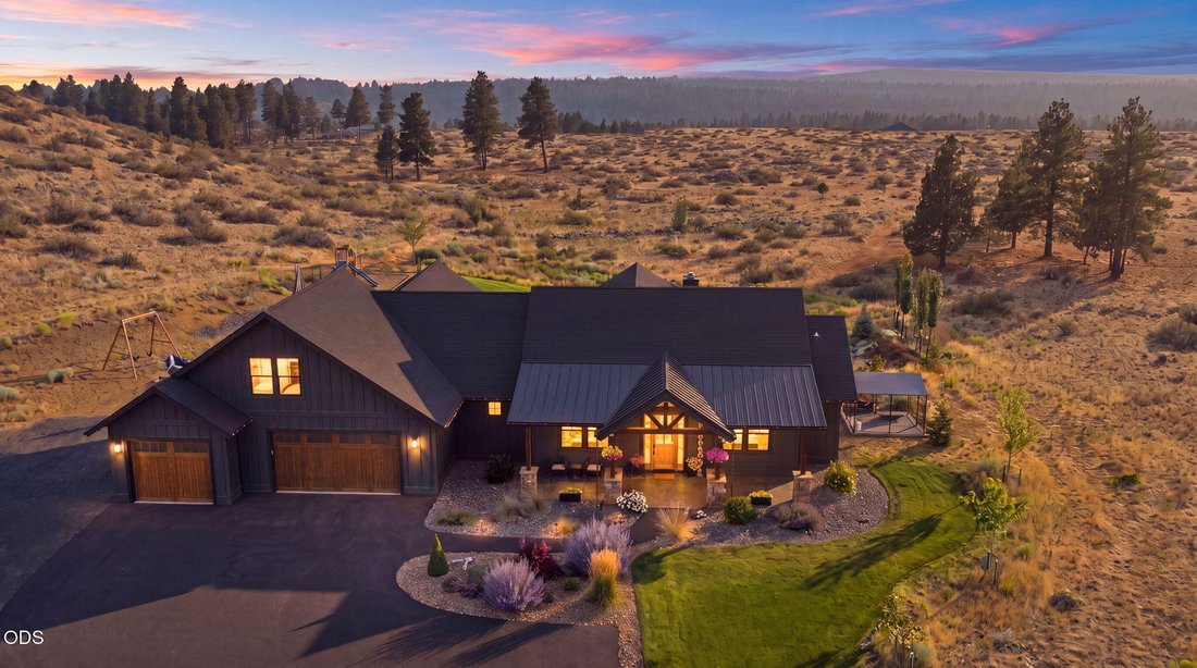 House in Sisters, Oregon, United States 2 - 18494406