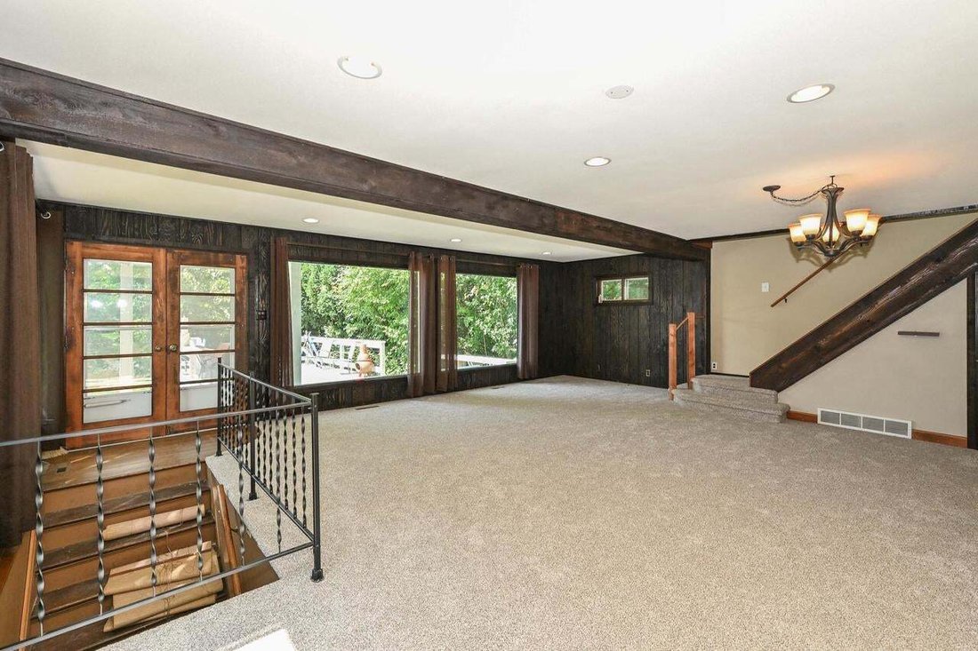 House in Thiensville, Wisconsin, United States 3 - 18700610