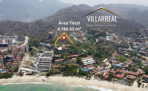 Land in Zihuatanejo, Guerrero, Mexiko 1