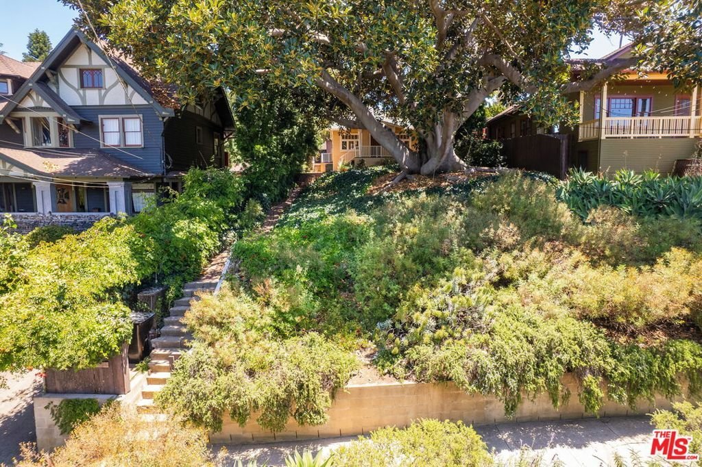 House in Los Angeles, California, United States 1 - 18700764