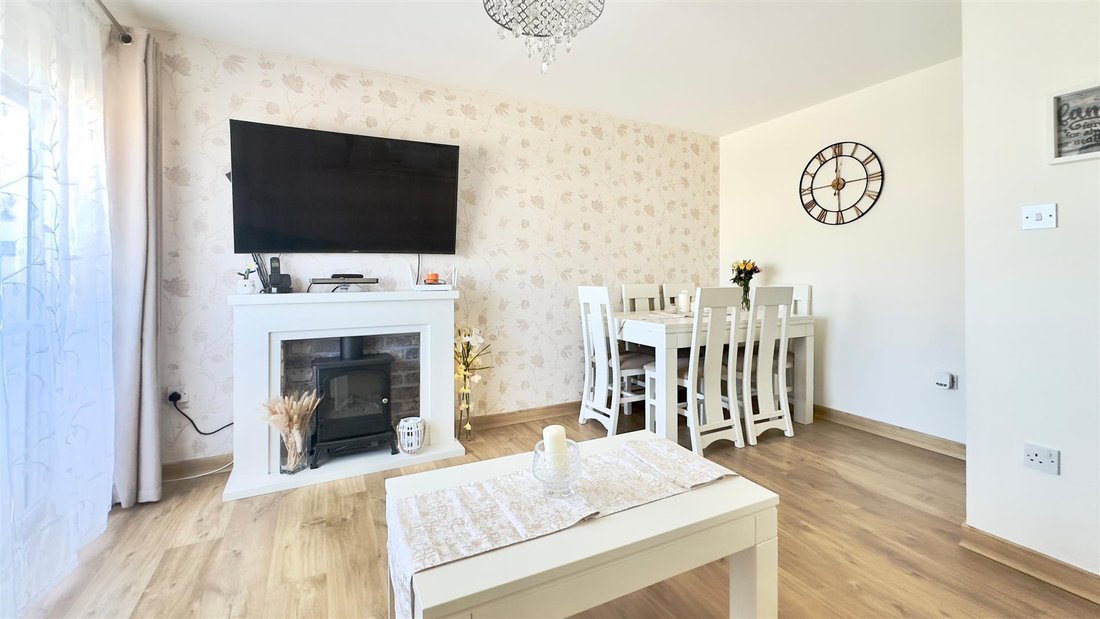 Apartment in Gibraltar, Gibraltar 2 - 18701519