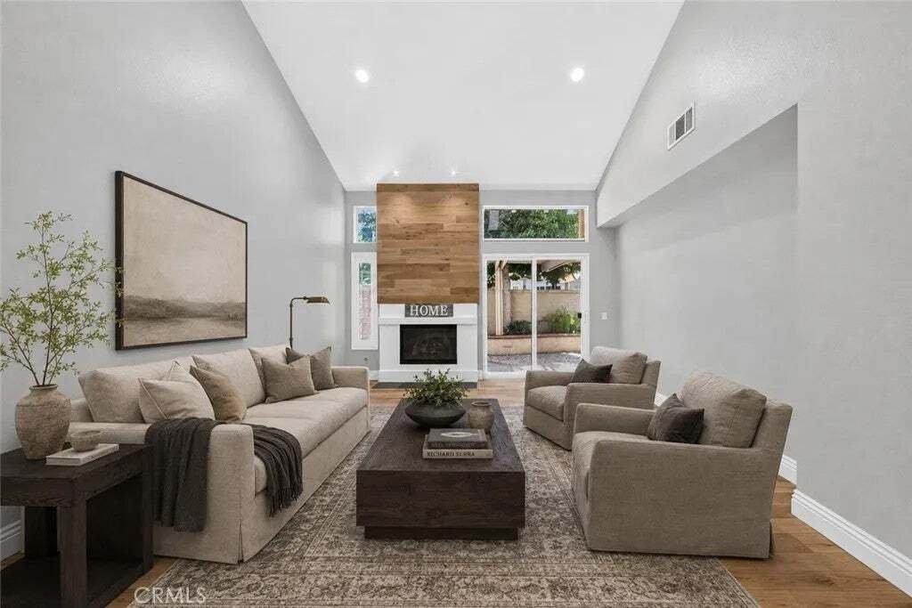 Condo in Tustin, California, United States 3 - 18555344